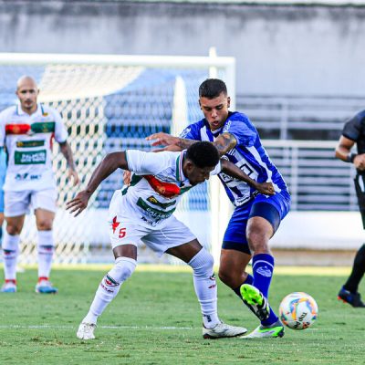 Maceió, 04 de fevereiro de 2024
Lance do jogo entre CSA e CSE, partida válida pela 2º Rodada da Copa Alagoas, de 2024 realizada no Estádio Rei Pelé, em Maceió. Alagoas - Brasil.
Foto: @Ailton Cruz