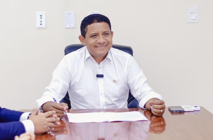 Cenário político muda em Palmeira e pré-candidatur